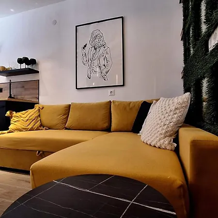 Gin & Tonic Apartman Split